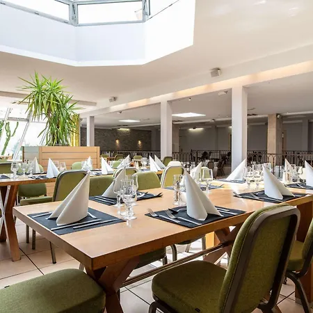 Mercure Arles Centre Arenes Arles