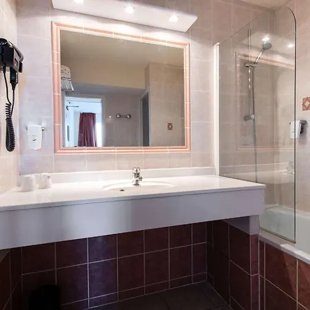 Hotell Mercure Arles Centre Arenes 4*