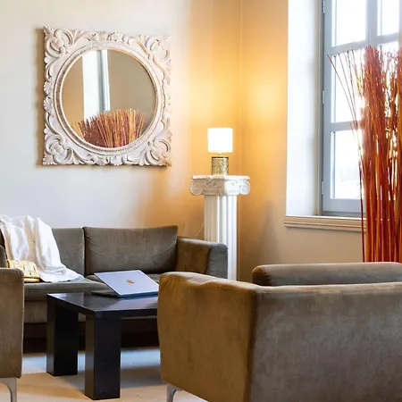 Mercure Arles Centre Arenes Hotell 4*