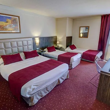 Atrium Centre Hotel 3*