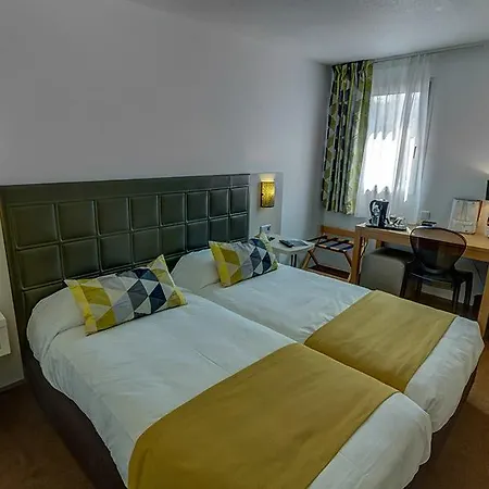 Hotel Atrium Centre Arlés